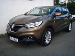 Ljusbrun Begagnad 2015 Renault Kadjar LIMITED SUV | 108 000 kr (Marknadspris)