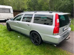 Grå Begagnad 2006 Volvo V70 Dynamic Kombi | 44 900 kr (Marknadspris)
