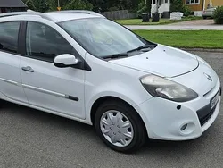 Vit Begagnad 2012 Renault Clio GrandTour Kombi | 24 900 kr (Marknadspris)