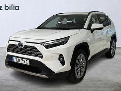 Vit Begagnad 2024 Toyota RAV4 Hybrid Executive SUV | 514 900 kr (Dyr)