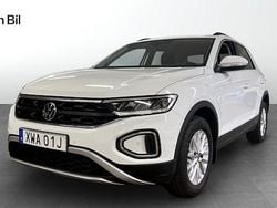 Vit Begagnad 2022 VW T-Roc Life SUV | 224 500 kr (Marknadspris)