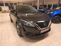 Svart Begagnad 2023 Nissan Qashqai SUV | 329 900 kr (Dyr)