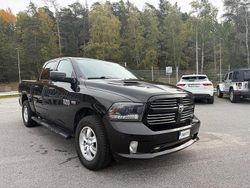 Svart Begagnad 2015 Dodge Ram Pickup | 289 900 kr (Bra pris)