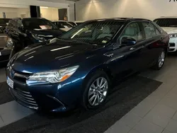 Blå Begagnad 2017 Toyota Camry Hybrid Sedan | 174 800 kr