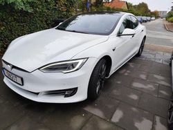 Vit Begagnad 2020 Tesla Model S Sedan | 495 000 kr