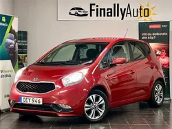 Röd Begagnad 2016 Kia Venga Comfort Halvkombi | 107 900 kr (Marknadspris)