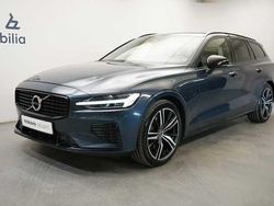 Mörkblå Begagnad 2022 Volvo V60 R-Design Kombi | 379 900 kr (Dyr)