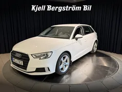 Vit Begagnad 2016 Audi A3 Sportback Comfort Halvkombi | 145 000 kr (Lite dyr)