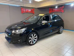 Svart Begagnad 2015 Citroën C4 Halvkombi | 69 000 kr (Bra pris)