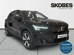 Svart Begagnad 2023 Volvo XC40 Core SUV | 329 900 kr
