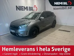 Grå Begagnad 2018 Kia Niro SUV | 204 900 kr (Marknadspris)