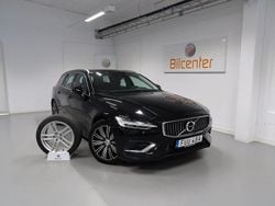 Svart Begagnad 2022 Volvo V60 Kombi | 347 900 kr (Marknadspris)