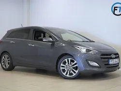 Mörkgrå (grå) Begagnad 2015 Hyundai i30 Premium Kombi | 129 900 kr (Lite dyr)