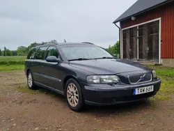 Begagnad 2002 Volvo V70 Kombi | 25 000 kr