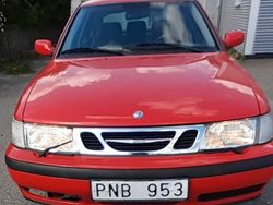 Röd Begagnad 2003 Saab 9-3 Halvkombi | 24 900 kr (Bra pris)
