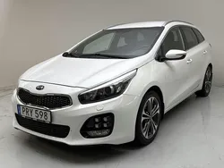 Vit Begagnad 2018 Kia Ceed GT-Line | 149 800 kr (Marknadspris)