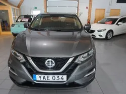 Grå Begagnad 2018 Nissan Qashqai SUV | 152 000 kr (Lite dyr)