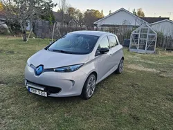 Grå Begagnad 2017 Renault Zoe Halvkombi | 62 500 kr