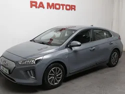 Grå Begagnad 2019 Hyundai Ioniq Premium Sedan | 188 900 kr (Marknadspris)