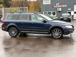 Blå Begagnad 2015 Volvo XC70 Summum SUV | 209 700 kr (Marknadspris)
