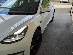 Vit Begagnad 2021 Tesla Model 3 Long Range AWD Sedan | 280 000 kr (Marknadspris)