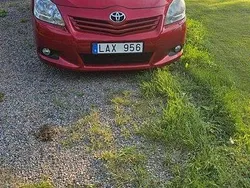 Röd Begagnad 2010 Toyota Verso Minibuss | 33 500 kr (Lite dyr)