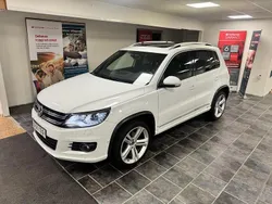 Vit Begagnad 2016 VW Tiguan Sportline SUV | 125 000 kr (Superpris)