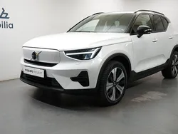 Vit Begagnad 2022 Volvo XC40 Core SUV | 339 900 kr