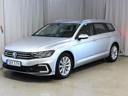 Silver Begagnad 2019 VW Passat GTE Kombi | 234 900 kr (Dyr)
