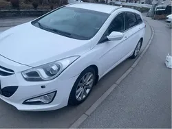 Vit Begagnad 2014 Hyundai i40 Kombi | 80 000 kr (Marknadspris)