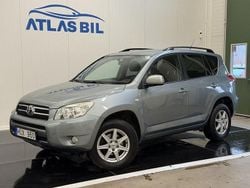 Ljusgrön Begagnad 2007 Toyota RAV4 SUV | 74 900 kr (Marknadspris)
