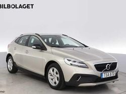 Ljusbrun Begagnad 2019 Volvo V40 CC Kombi | 219 800 kr (Marknadspris)