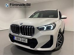 Vit Begagnad 2025 BMW X1 M Sport SUV | 419 000 kr (Marknadspris)
