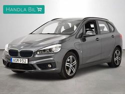 Grå Begagnad 2018 BMW 225 Sport Line Minibuss | 139 900 kr