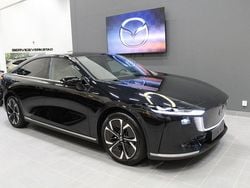 Svart Ny 2025 Mazda 6e Takumi-Line Sedan | 499 900 kr