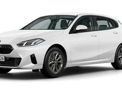 Ny 2025 BMW 120 Shadowline Halvkombi | 394 200 kr (Marknadspris)