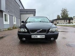 Svart Begagnad 2002 Volvo S60 Summum Sedan | 33 000 kr (Marknadspris)
