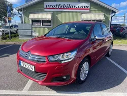 Röd Begagnad 2016 Citroën C4 Halvkombi | 89 900 kr (Marknadspris)