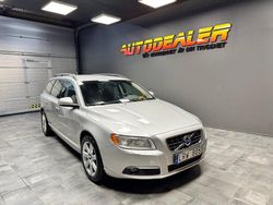 Ljusgrå Begagnad 2011 Volvo V70 Momentum Kombi | 84 900 kr (Marknadspris)