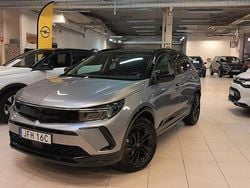 Grå (gråmetallic) Begagnad 2024 Opel Grandland X SUV | 264 900 kr (Bra pris)