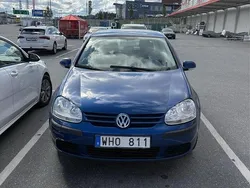 Blå Begagnad 2004 VW Golf IV Trendline Halvkombi | 6 500 kr (Superpris)