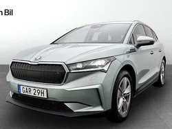 Silver Begagnad 2023 Skoda Enyaq iV SUV | 439 900 kr (Marknadspris)