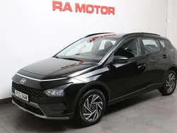 Svart Begagnad 2024 Hyundai Bayon Essential SUV | 239 900 kr