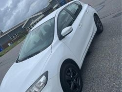 Vit Begagnad 2015 Nissan Pulsar Halvkombi | 95 000 kr (Marknadspris)