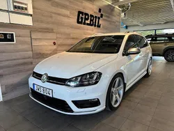 Vit Begagnad 2015 VW Golf VII R-line Kombi | 169 000 kr (Lite dyr)