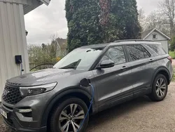 Grå Begagnad 2022 Ford Explorer ST SUV | 497 000 kr (Marknadspris)