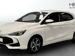Vit (white) Ny 2024 MG MG3 Luxury Halvkombi | 269 990 kr (Marknadspris)