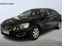 Svart Begagnad 2013 Volvo S60 Sedan | 159 000 kr