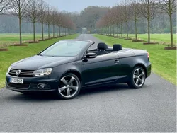Svart Begagnad 2013 VW Eos Cab | 99 000 kr