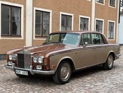 Flerfärgad Begagnad 1977 Rolls Royce Silver Shadow Sedan | 149 900 kr
